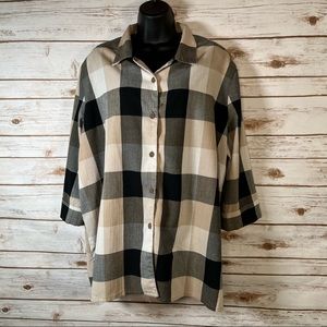 Plus | ALIA Neutral Gingham Patterned Button Down with Shoulder Pads| Size 22 W